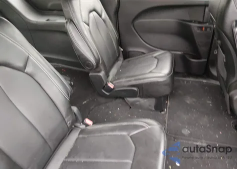 2025 Chrysler Pacifica Select из США, поврежденный, VIN 2C4RC1BG4SR540376